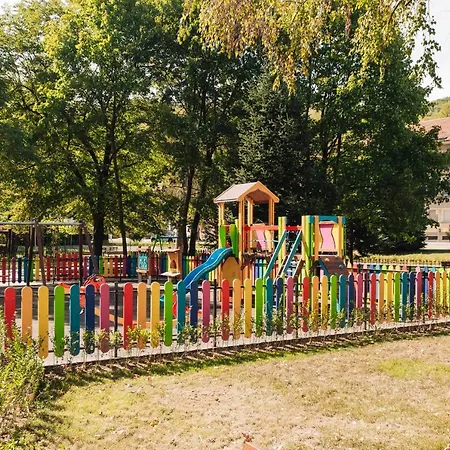 Хотел Лесидрен
