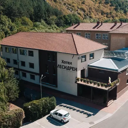 Хотел Лесидрен Hotel 2*